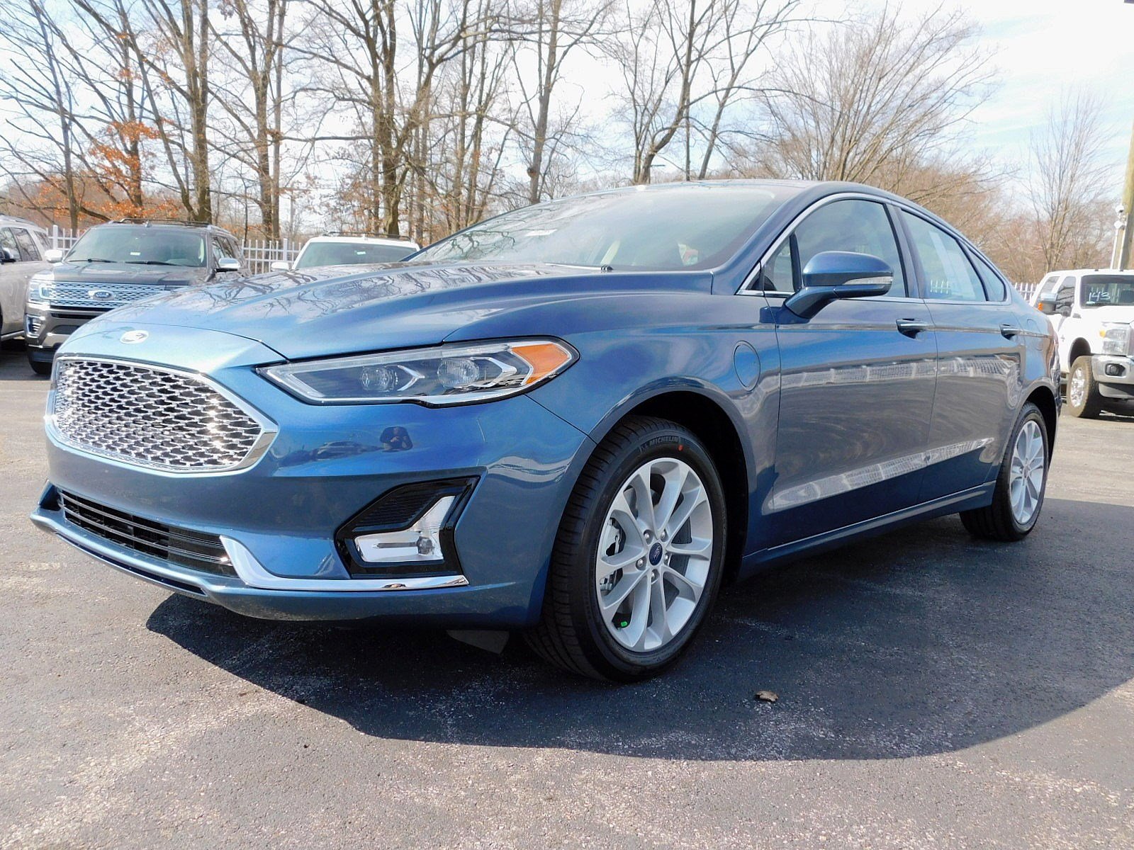 review-2019-ford-fusion-energi-titanium-a-plug-in-with-some-fun